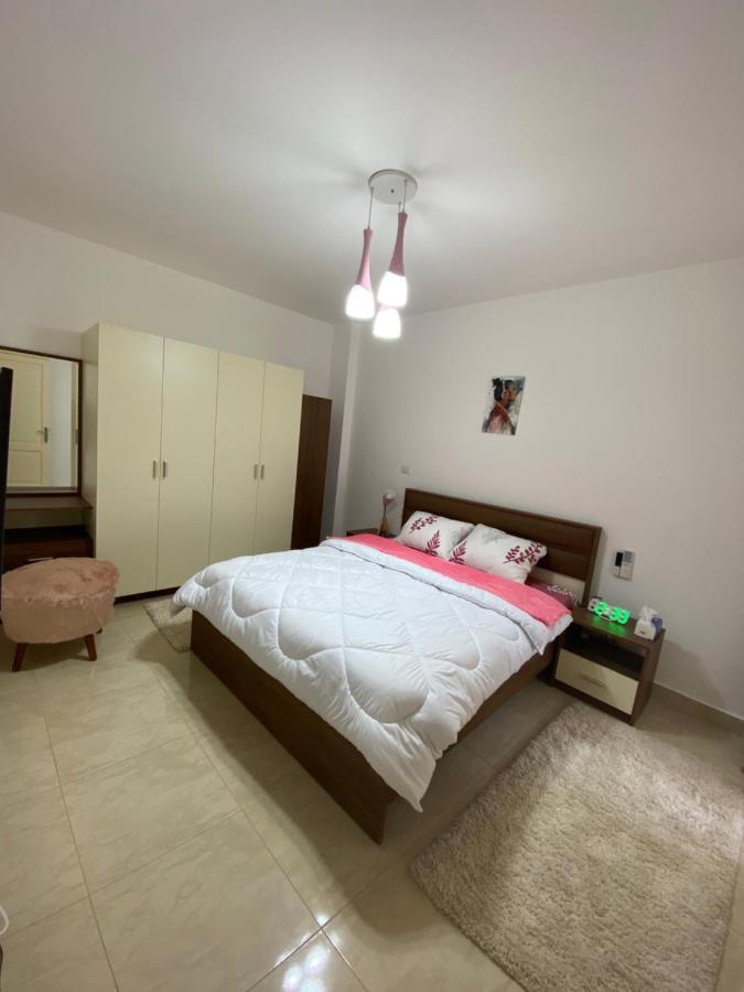 Madinaty Well-Furnished 3- Bedroom Apartment - شقة فندقيه للايجار مدينتي Madinat ash Shuruq ภายนอก รูปภาพ